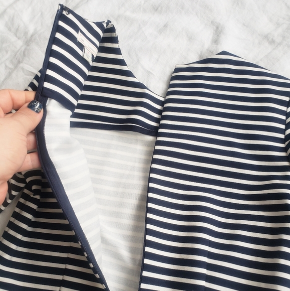 Gap Nautical Stripy Dress NWOT Size 2 Navy and White - Picture 6 of 8